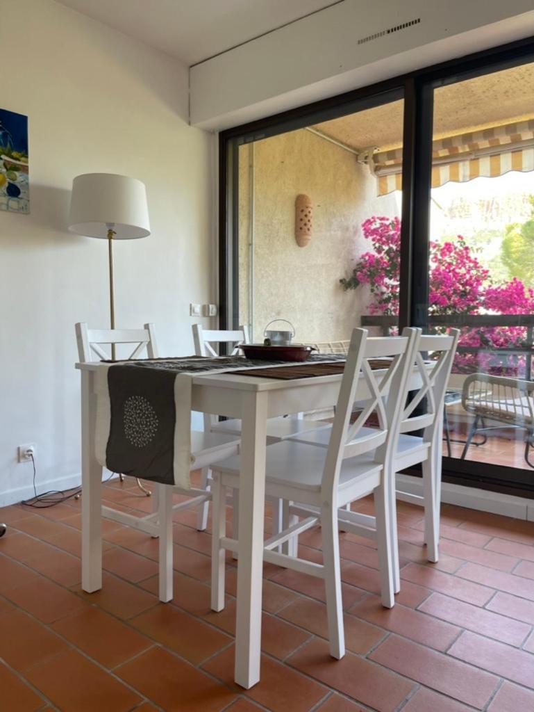 Le Nais - Proche Centre - Parking - Wifi Apartment Cassis Luaran gambar