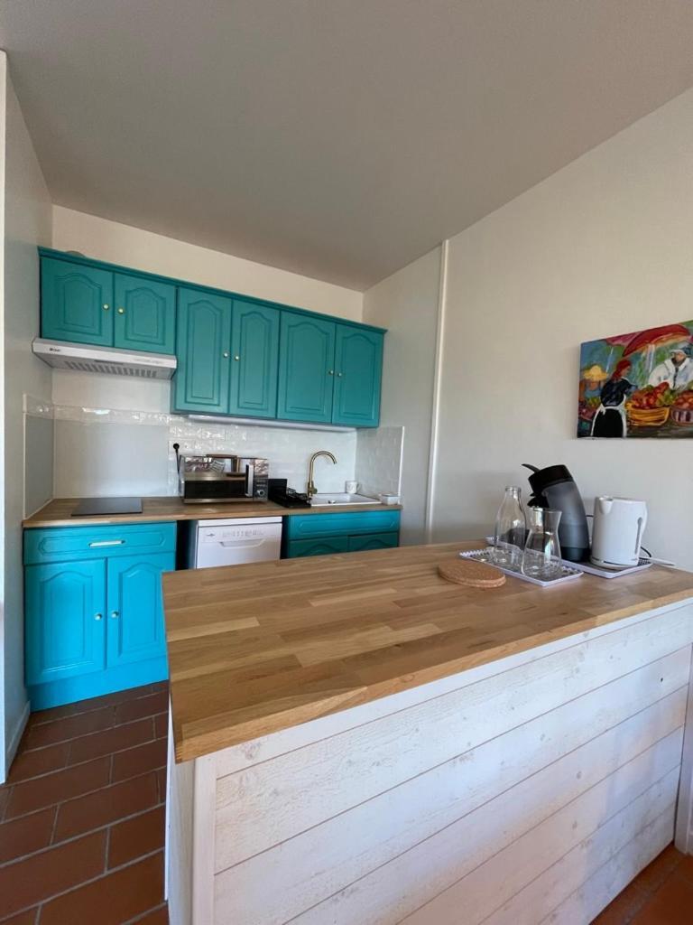 Le Nais - Proche Centre - Parking - Wifi Apartment Cassis Luaran gambar
